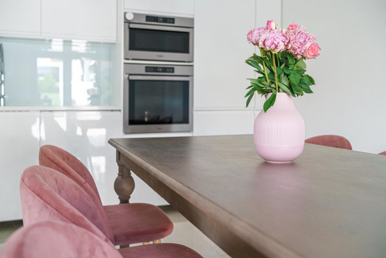 Villa Gray Tribunj  Ngoại thất bức ảnh