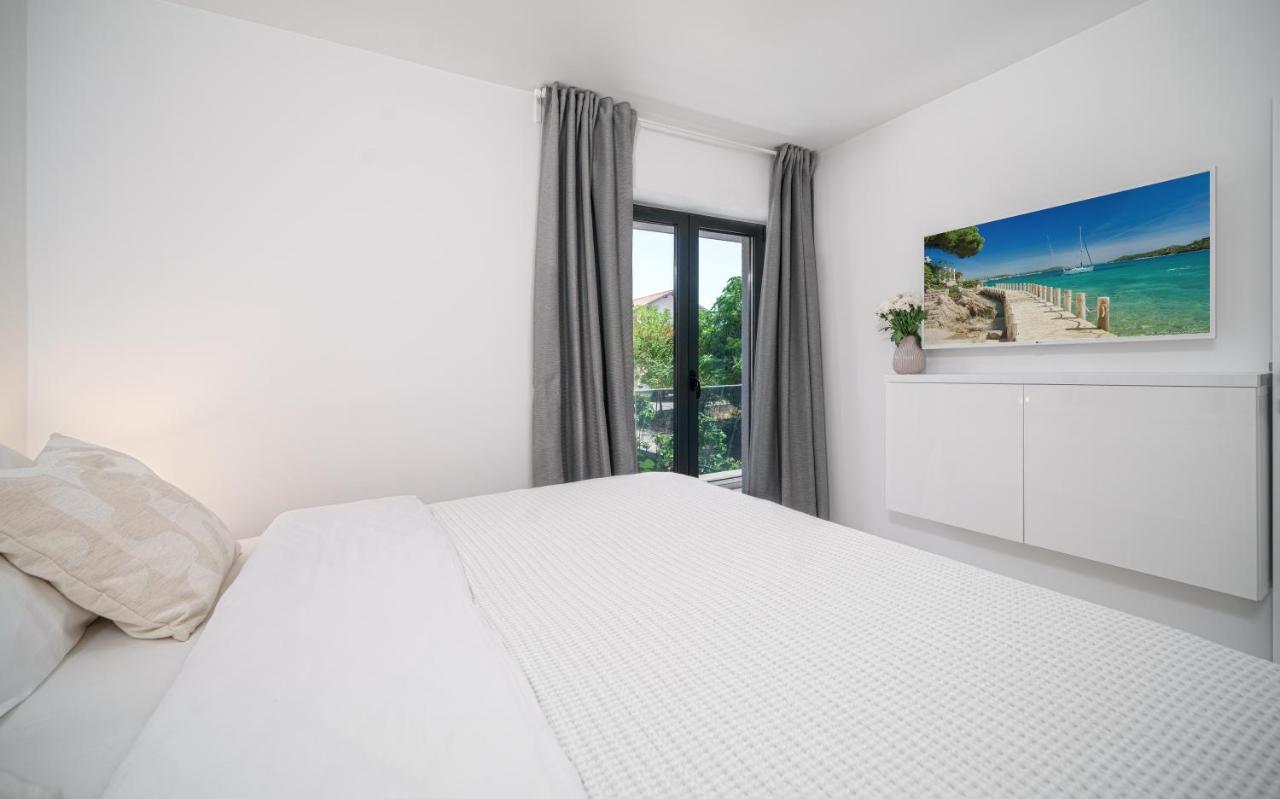 Villa Gray Tribunj  Ngoại thất bức ảnh