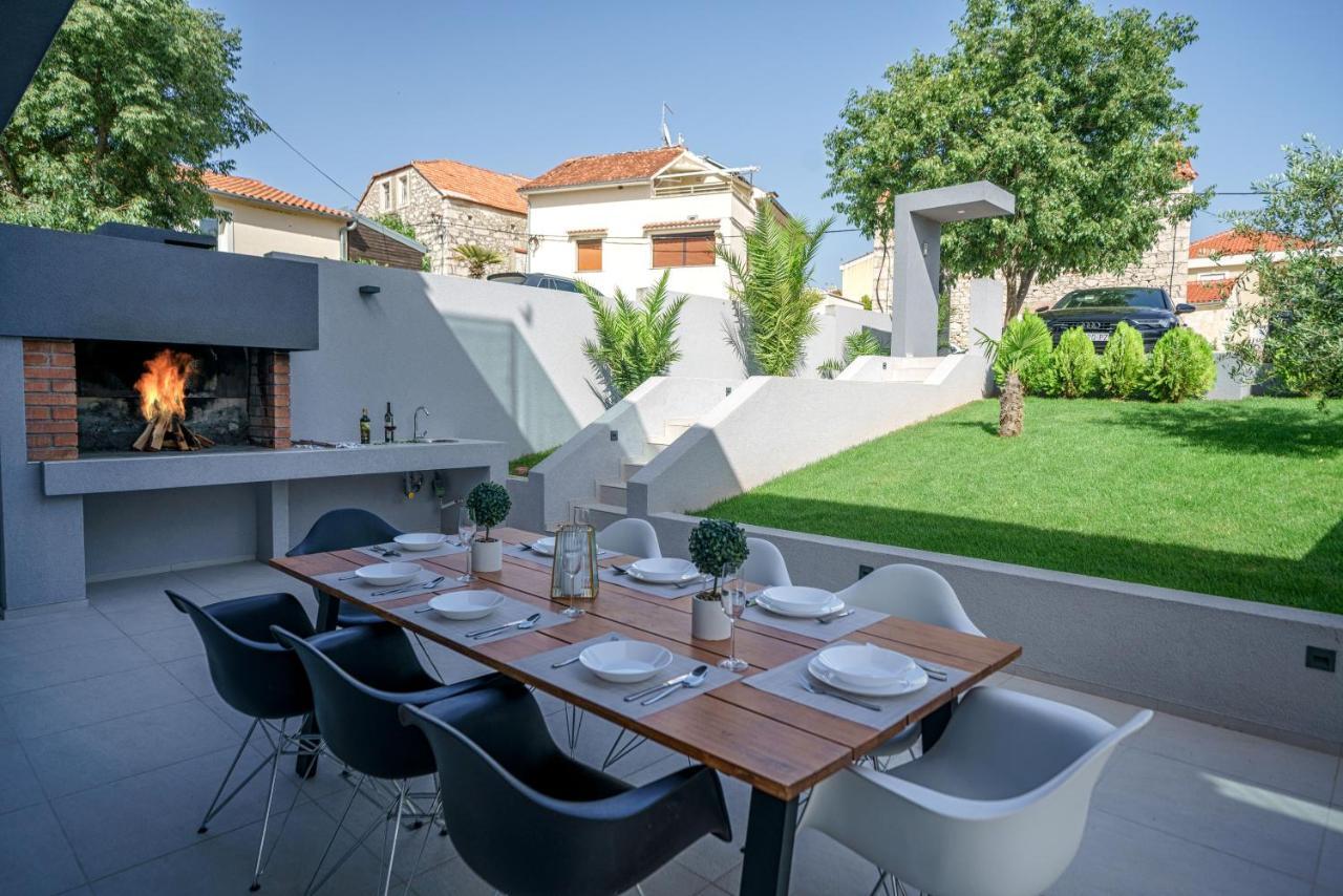 Villa Gray Tribunj  Ngoại thất bức ảnh