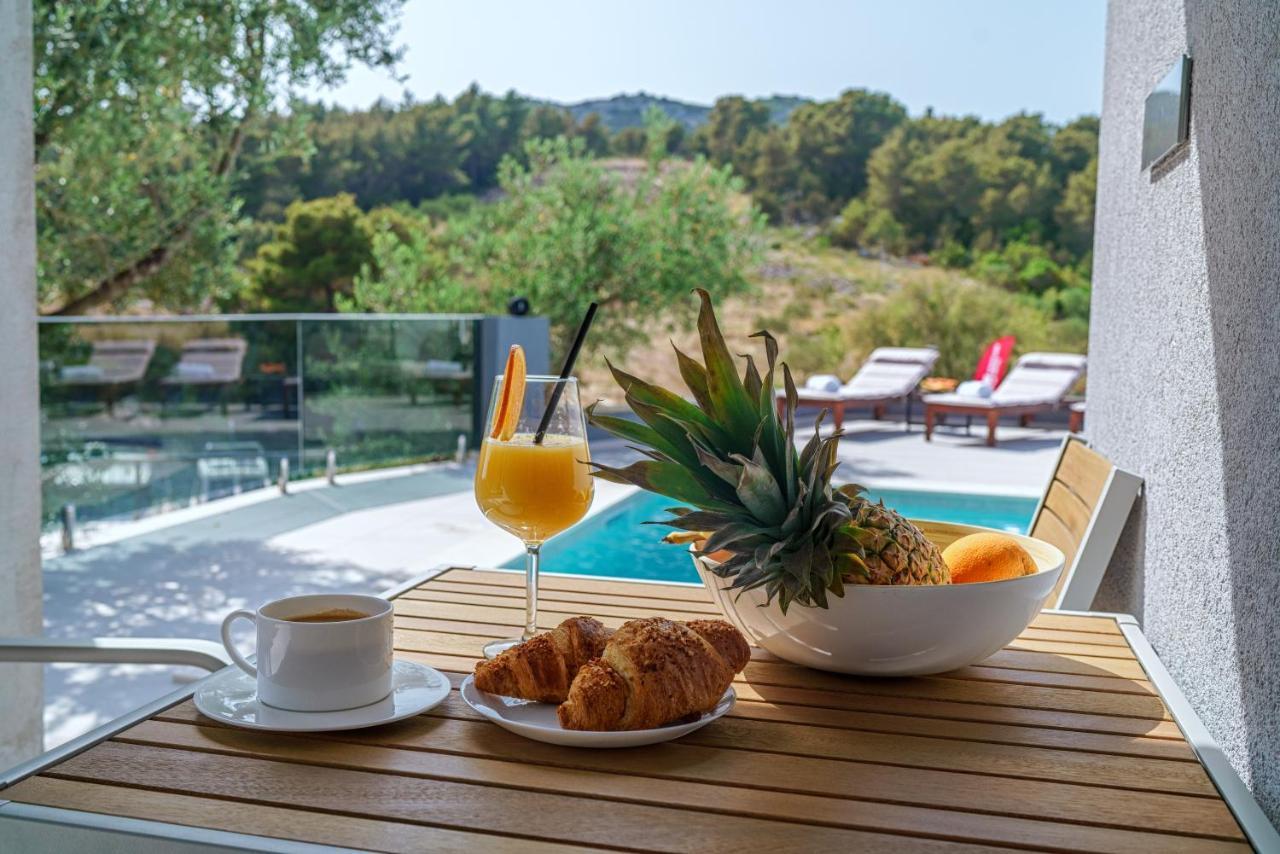 Villa Gray Tribunj  Ngoại thất bức ảnh