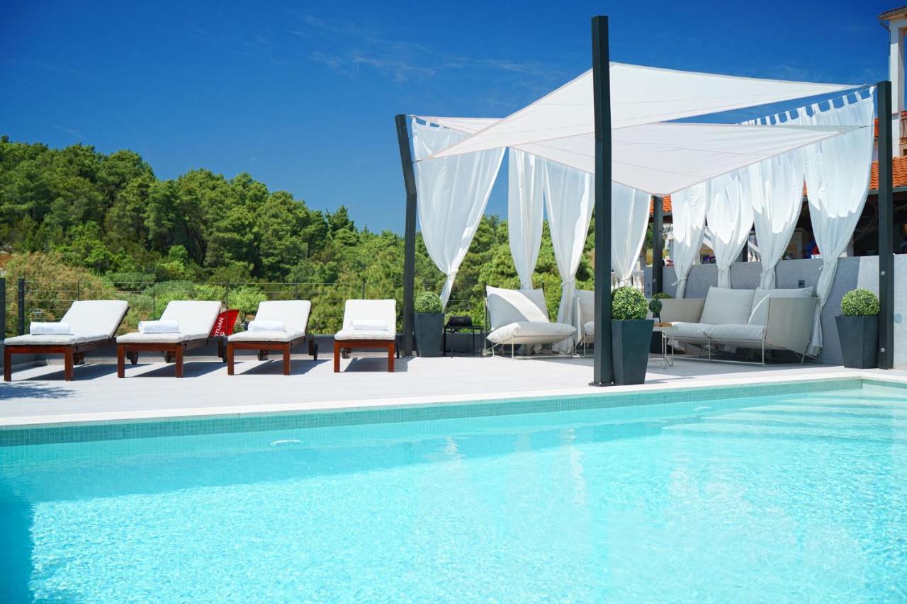 Villa Gray Tribunj  Ngoại thất bức ảnh